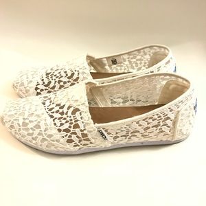 Toms Lace Classics